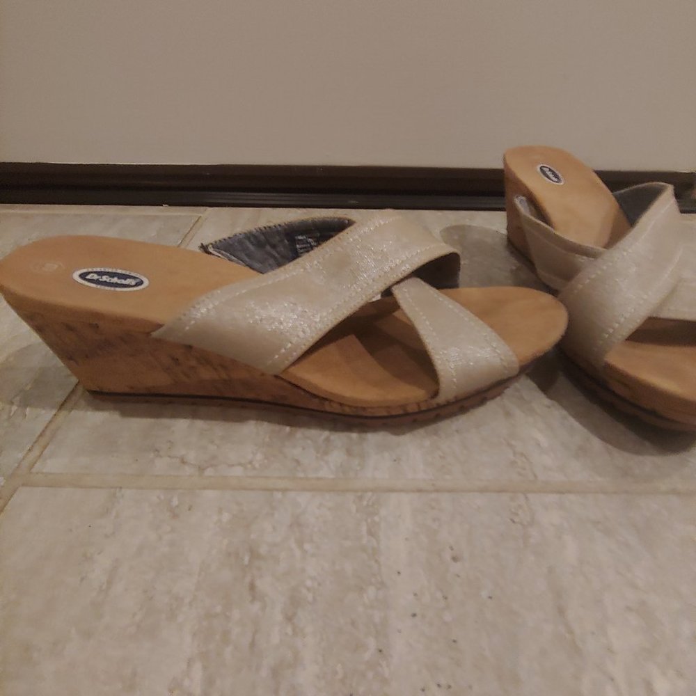 Dr. Scholl's Women's Wedge Sandals in Shimmery Beige